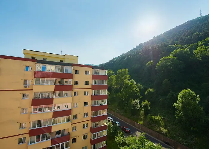 Luna Apartment